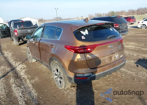 2020 Kia Sportage Lx z USA, uszkodzony, nr VIN KNDPMCAC3L7678461